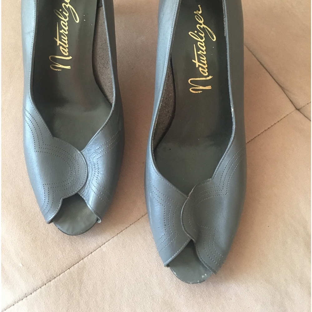Women’s naturalizer shoes dressy or casual match most outfits